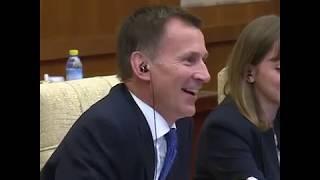 英外交大臣失言 称其中国妻子是日本人