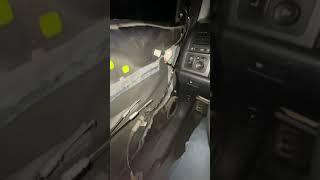 Стук в районе двери Honda CR-V 3 2008