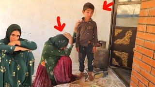 The daily life of Zulikha, an attractive village woman.Filling the water tank and baking local bread