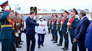 MUSEVENI welcomed by Russian Army in Saint Petersburg, to meet President Putin-Russia-African summit