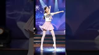 Young Dancer Executes High-Difficulty Improvisation on Stage#americagottalent #magic #shorts #dance