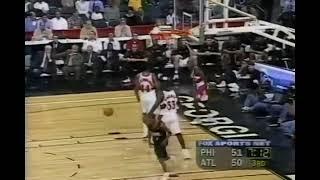 Allen Iverson and Tim Thomas passed to each others for the DUNK (1998)