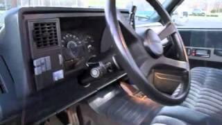 1991 Chevrolet Silverado Start Up, Exhaust, and In Depth Tour