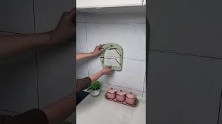 Wall-mounted pot lid rack stores pot lids. It does not take up space when hung on the wall. #foryou