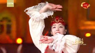 Performers showcase Xinjiang's splendid musical culture at 2024 Spring Festival Gala