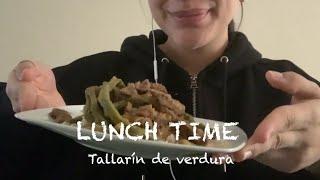 Lunch time con Tallarín de verdura Ecuatoriano| Nela ASMR