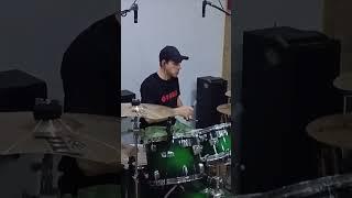 Наталья Валевская - Новогодние игрушки(drum cover) #drummer #drumcover