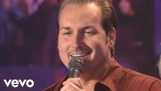 Michael English, Mark Lowry, David Phelps, Larnelle Harris - Give Up [Live]