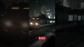 Epic Race - Fast Local vs AC Slow Local #indianrailways #mumbailocal #mumbaicity