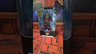 Review of DC Multiverse Superman Battle Damage figure