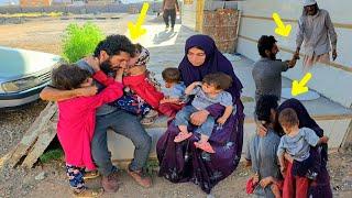 Narges and the children are happy to see Hojjat again and her return to her family.