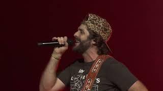 Thomas Rhett – Craving You (Live From Nashville)