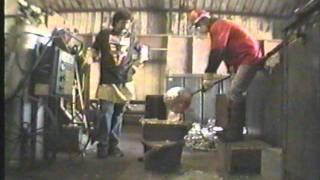 1990 - Sk8 TV - Venture Trucks Factory