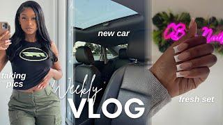 WEEKLY VLOG | New Nails, New Carrrr, Amazon Car Finds, Taking Pics, Dates & More!