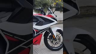 2025 Model Bajaj Pulsar RS200 About front Wheel