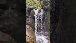 do you like water between the Rock in mountain#youtubeshorts#naturephotography#naturelovers#nature