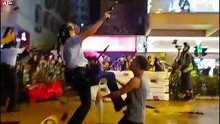 香港警察8月25日首次开枪