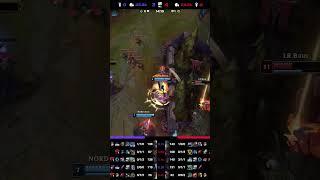 Only the Messi of League can escape like this!