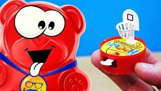 BALONCESTO CHINO Y VALERA EL OSO GELATINOSO | MINI BALONCESTO ANTIESTRÉS Y VALERA EL OSO