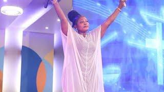 Great,Mrs Florence Obinim Awesome Live Performance Ever, Watch Now.