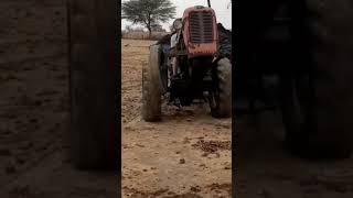 old massey ferguson tractor  stunt videoa powerful tractor  /massey lovers tractor status video