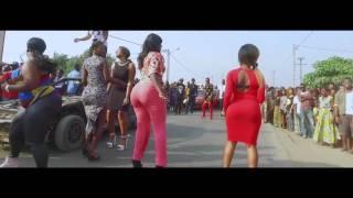 REVOLUTION Mikina  Clip Officiel