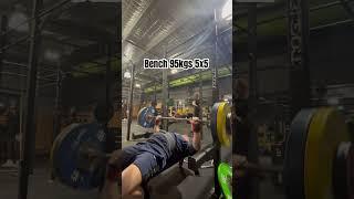 Bench 95kgs 5x5