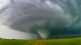 15 Scariest Natural Phenomena Recorded on Video (Never Seen)