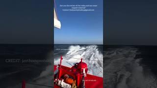 Escape on a sailing boat at only 30 knots️