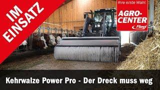 Kehrmaschine Power Pro am Schlepper im Einsatz | Fliegl