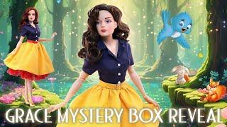 Vintage Disney Toy Case Tour & Snow White Mystery Dress Reveal