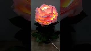Светильник Роза из Изолона. Настольный светильник-цветок