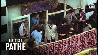 Pop Groups In Carnaby Street (1969)