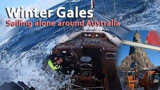 Winter Gales. Sailing alone in Australia. Sydney to Lord Howe Island and Queensland.