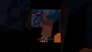 Block Clutch TheHive. #minecraftpvp #pvphighlights #blockclutch #combo #thehive #fyp