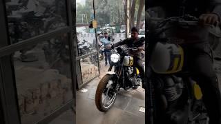 RE Interceptor Bear 650 1st Delivery In Delhi #shorts  #himalayan #royalenfield #bulletlovers