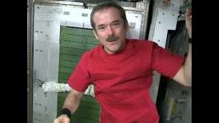 CSA Presents: The Hadfield Shake - Exercise on the ISS