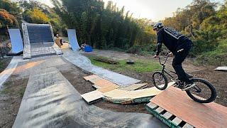 1ST TIME TRYING TO RIDE THE NEW RAMP!