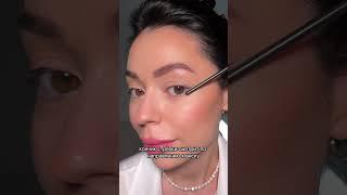 Как рисовать одинаковые стрелки?!  #макияждлясебя #урокимакияжа #makeup #макияж #стрелки