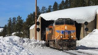 Blue Skies and Winter Snow: Early Season Railfanning on Donner Pass