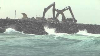 Xblocs under wave attack at DAS island