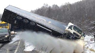 Dangerous Fails Trucks Driving Skills Crossing River , Fastest Heavy Equipment Machines Driving