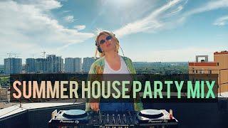 Top Hot Summer House Party Mix 2024: Boost Your Weekend Vibes