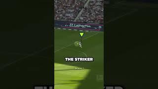 Beautiful Assist By Goalkeeper