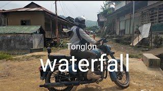 Exploring Tonglon waterfall