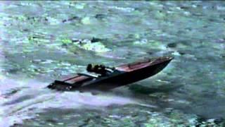 41 APACHE RAZZ PowerBoat VINTAGE