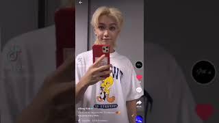 Felix posting on Stray Kids official TikTok account  // 29082021 #StrayKids