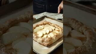The Easiest Apple Tart Hack You'll Ever Try