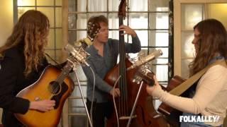 Folk Alley Sessions: Quiles & Cloud - "Black Sky Lightning"