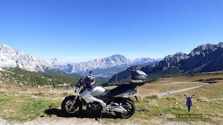 Tour in moto sulle Dolomiti tra i passi più belli - ottobre 2018